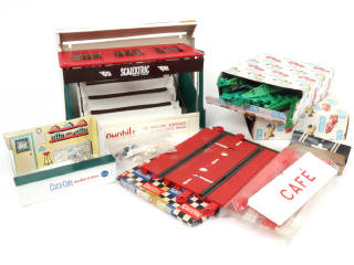 Lot 28 - SCALEXTRIC (FRANCE) (7)
