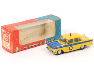 Lot 143 - NOVOEXPORT (URSS) (1)