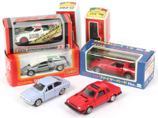 Lot 85 - DIVERS (JAPON) (5)