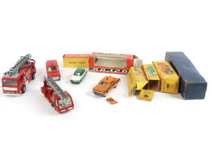 Lot 353 - DINKY TOYS (GB) (9)