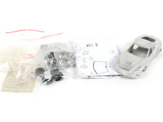 Lot 258 - PIRANHA MODELS (1)