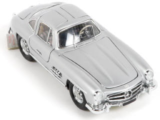 Lot 122 - FRANKLIN MINT (USA) (1)