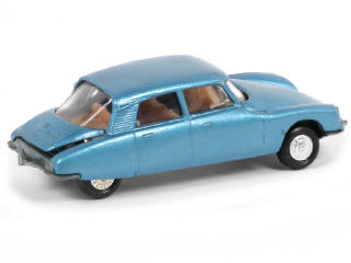 Lot 22 - MAJORETTE (FRANCE) (1)