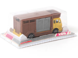 Lot 143 - MAJORETTE (FRANCE) (1)