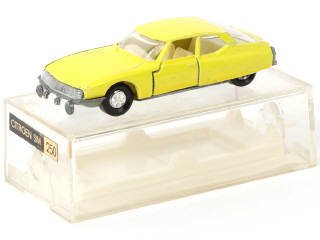 Lot 126 - MAJORETTE (FRANCE) (1)