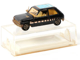 Lot 140 - MAJORETTE (FRANCE) (1)