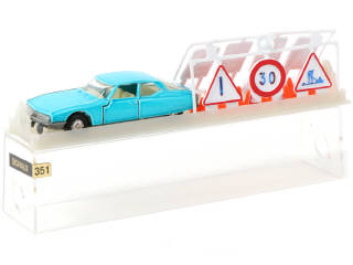 Lot 221 - MAJORETTE (FRANCE) (1)