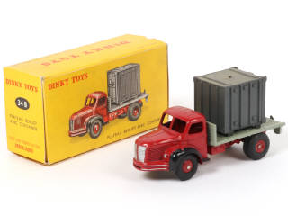 Lot 367 - DINKY TOYS (FRANCE) (1)