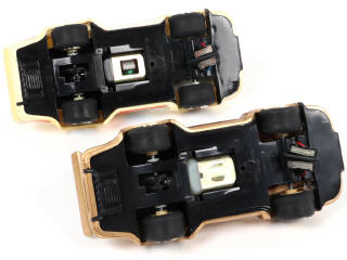 Lot 159 - SCALEXTRIC (GB) (2)