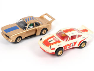 Lot 160 - SCALEXTRIC (GB) (2)