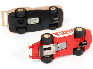 Lot 160 - SCALEXTRIC (GB) (2)