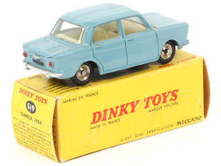 Lot 327 - DINKY TOYS (FRANCE) (1)