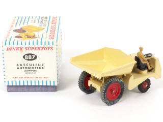 Lot 389 - DINKY TOYS (FRANCE) (1)