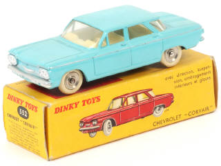 Lot 305 - DINKY TOYS (FRANCE) (1)