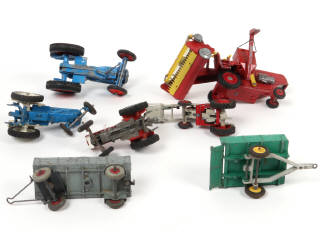 Lot 37 - DIVERS (GB) (7)