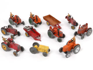 Lot 277 - DINKY TOYS (GB) (11)