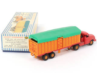 Lot 374 - DINKY TOYS (FRANCE) (1)