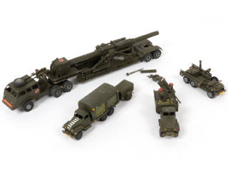 Lot 201 - FRANCE JOUETS (FRANCE) (4)