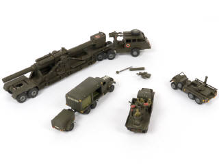 Lot 201 - FRANCE JOUETS (FRANCE) (4)