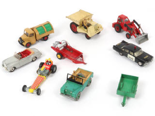 Lot 276 - DINKY TOYS (GB) (9)