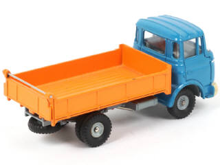 Lot 178 - DINKY TOYS (FRANCE) (1)