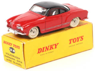 Lot 182 - DINKY TOYS (FRANCE) (1)