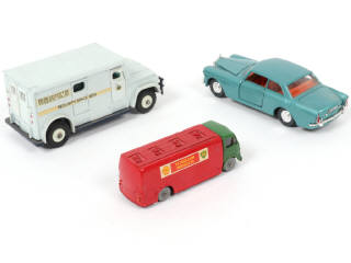 Lot 170 - DINKY TOYS (GB) (3)