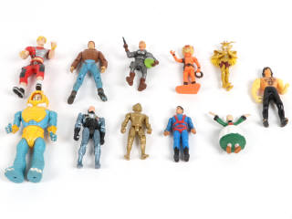 Lot 112 - DIVERS (11)