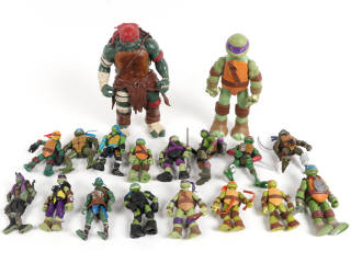 Lot 268 - PLAYMATES (USA) (18)