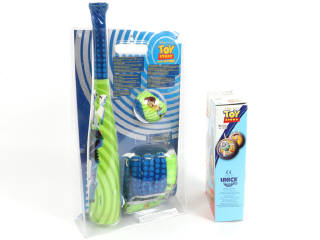 Lot 216 - WALT DISNEY PRODUCTIONS (USA) (2)