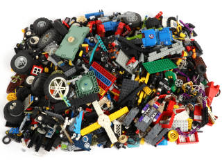 Lot 183 - LEGO (DANEMARK) (1)