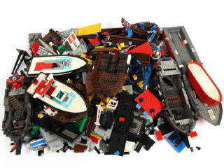 Lot 180 - LEGO (DANEMARK) (1)