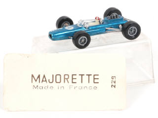Lot 57 - MAJORETTE (FRANCE) (1)