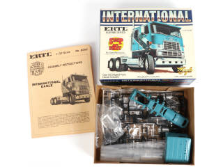 Lot 34 - ERTL (USA) (1)