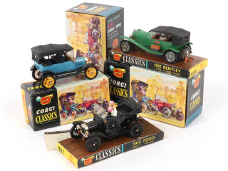 Lot 232 - CORGI TOYS (GB) (3)