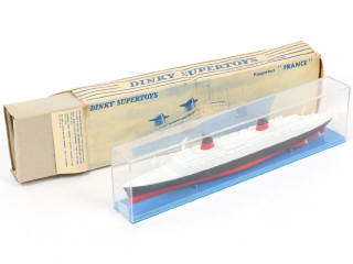 Lot 295 - DINKY TOYS (FRANCE) (1)