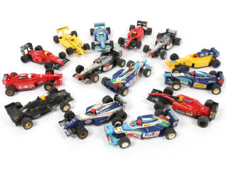 Lot 55 - SCALEXTRIC (GB) (14)