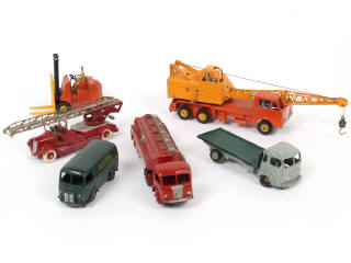 Lot 348 - DINKY TOYS (FRANCE) (6)