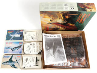 Lot 40 - MINECRAFT MODELS KITS (USA) (4)
