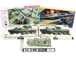 Lot 9 - DIVERS (5)