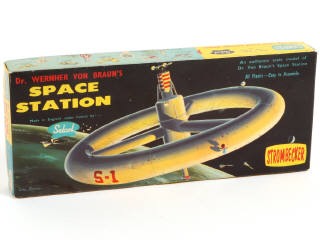 Lot 41 - STROMBECKER (USA) (1)