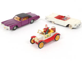 Lot 262 - DINKY TOYS (3)