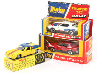 Lot 284 - DINKY TOYS (GB) (3)