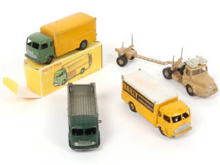 Lot 340 - DINKY TOYS (FRANCE) (4)
