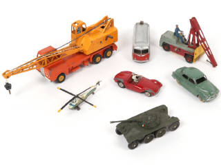 Lot 349 - DINKY TOYS (FRANCE) (7)