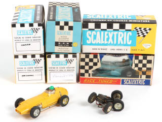 Lot 18 - SCALEXTRIC (FRANCE) (6)