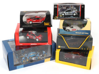 Lot 107 - DIVERS (7)