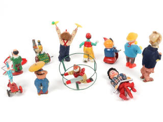 Lot 37 - DIVERS (11)