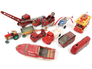 Lot 78 - DIVERS (11)