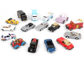 Lot 131 - DIVERS (16)